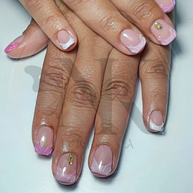 Trabajo de uñas de D’Krisna, imagen 3
